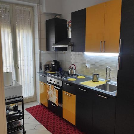 Casa Vacanze Zia Rose Наполи Екстериор снимка