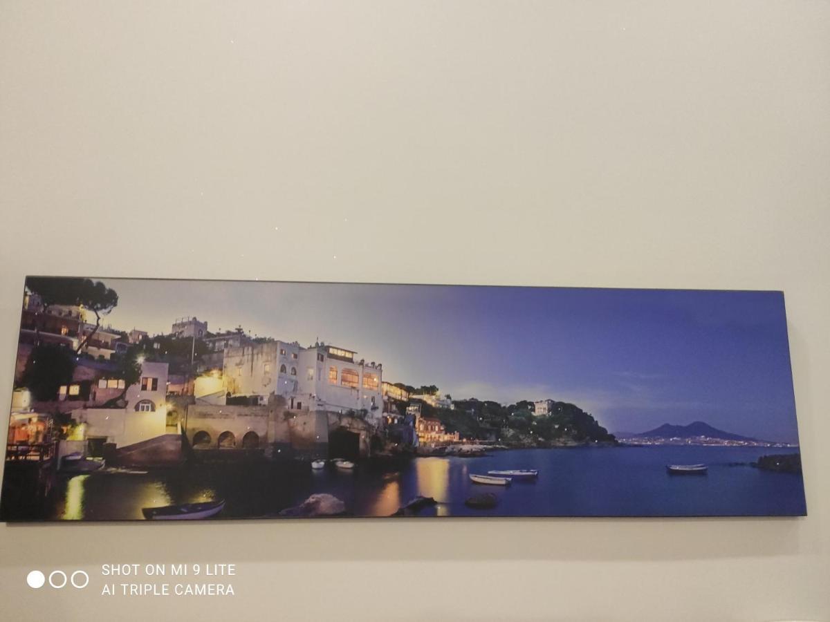Casa Vacanze Zia Rose Наполи Екстериор снимка