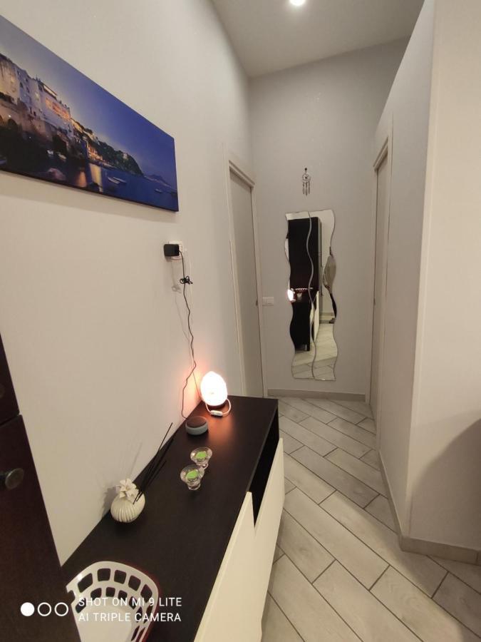 Casa Vacanze Zia Rose Наполи Екстериор снимка