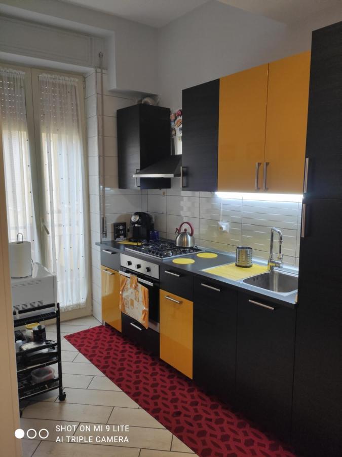 Casa Vacanze Zia Rose Наполи Екстериор снимка