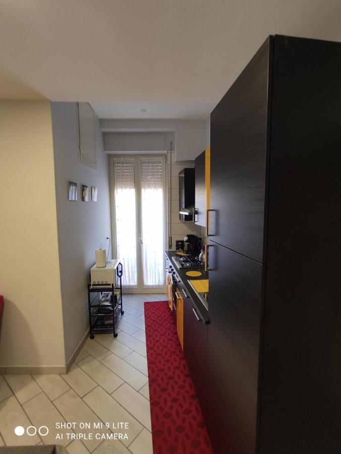 Casa Vacanze Zia Rose Наполи Екстериор снимка