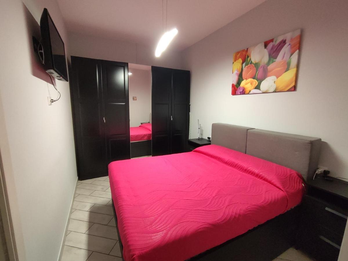 Casa Vacanze Zia Rose Наполи Екстериор снимка