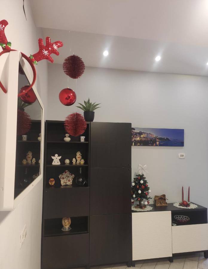 Casa Vacanze Zia Rose Наполи Екстериор снимка