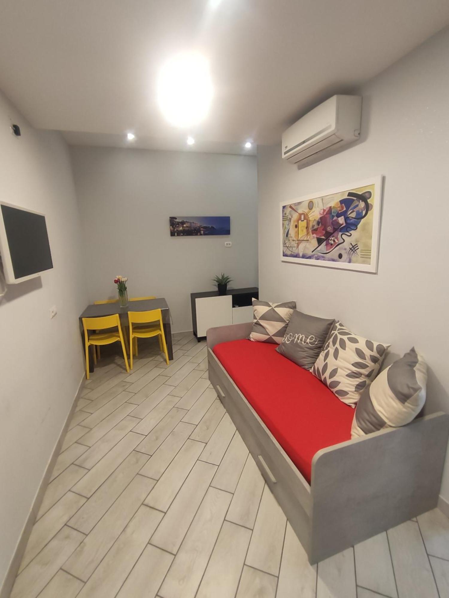 Casa Vacanze Zia Rose Наполи Екстериор снимка